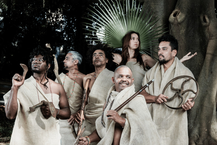Batucada Tamarindo lança álbum “Olóri-Agbáyé”