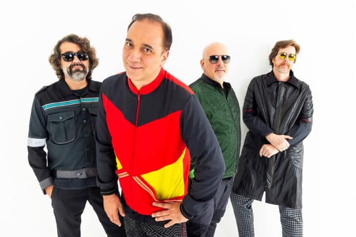 Biquini Cavadão lança single e clipe ‘Você tem o que merece ter’