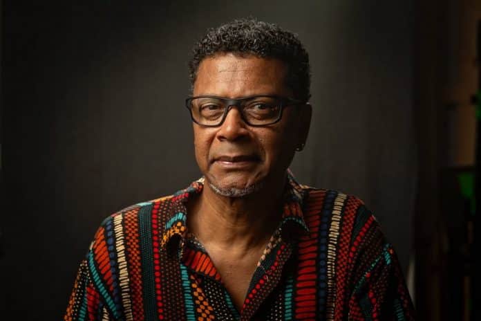 Projeto ‘MPB Ano Zero’ lança 8º single ‘Pecado capital’ | Marcelo Menezes