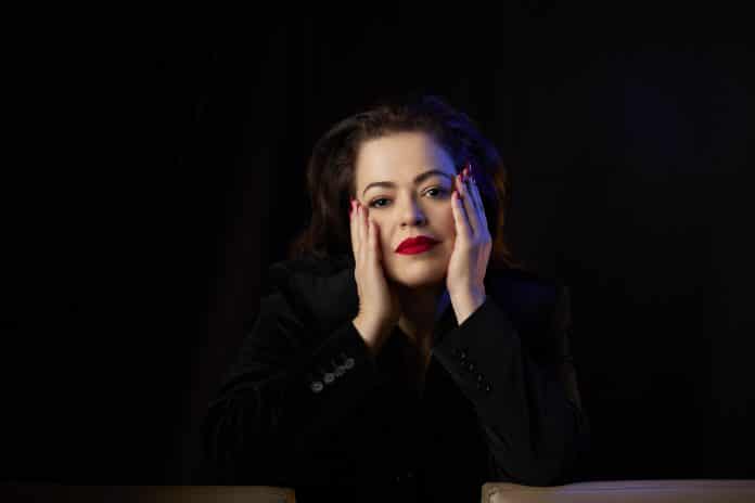 Margareth Reali lança single autoral ‘A Energia do Amor’