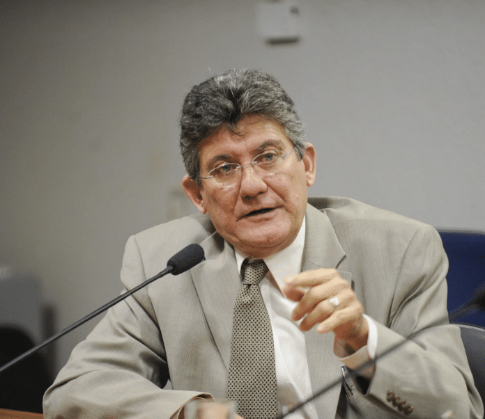 Michel Misse: todos os ritmos de uma vida, por Paulo Baía