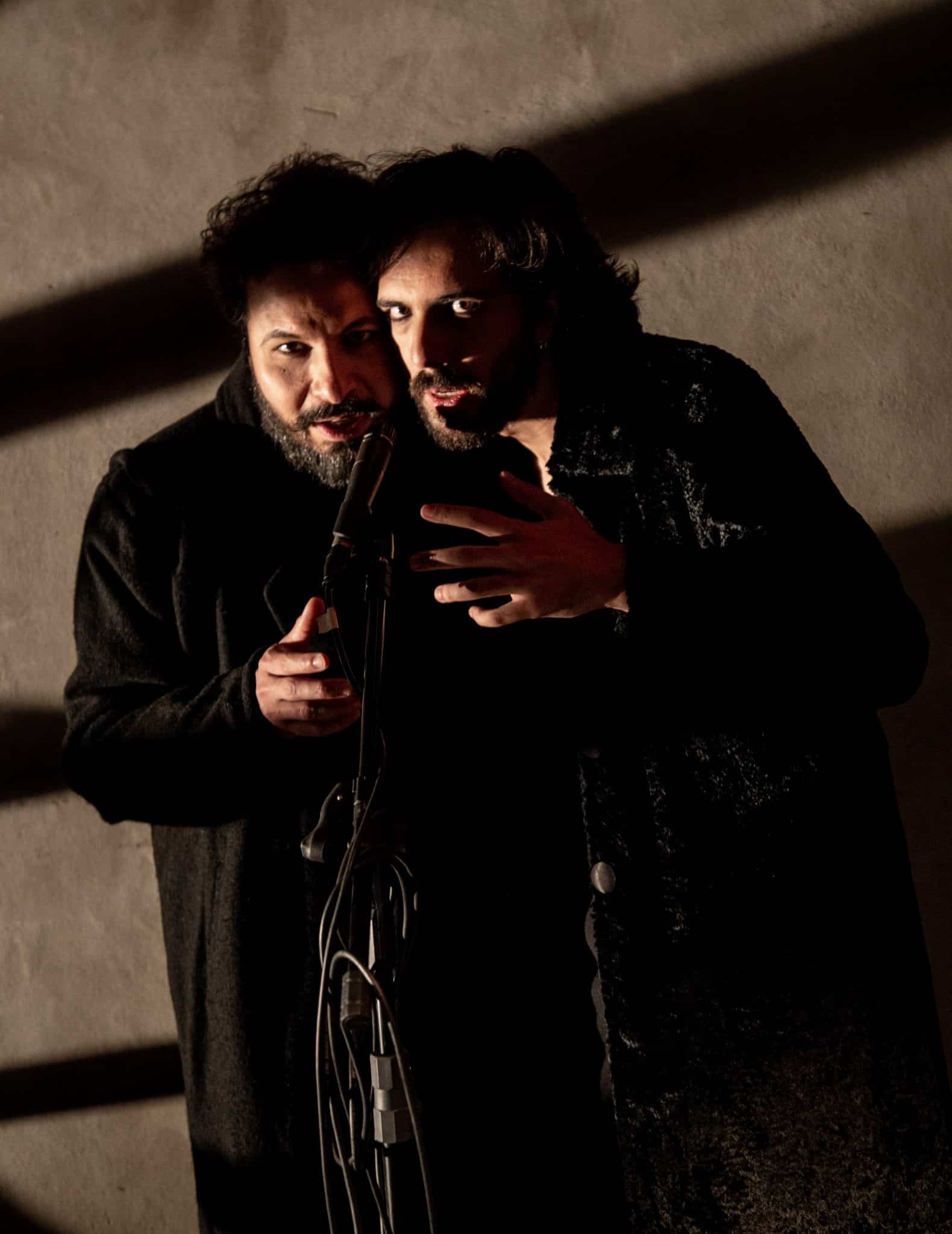 revistaprosaversoearte.com - Espet&aacute;culo 'Auto do Fim do Tempo' estreia temporada no Teatro Man&aacute;s Laborat&oacute;rio