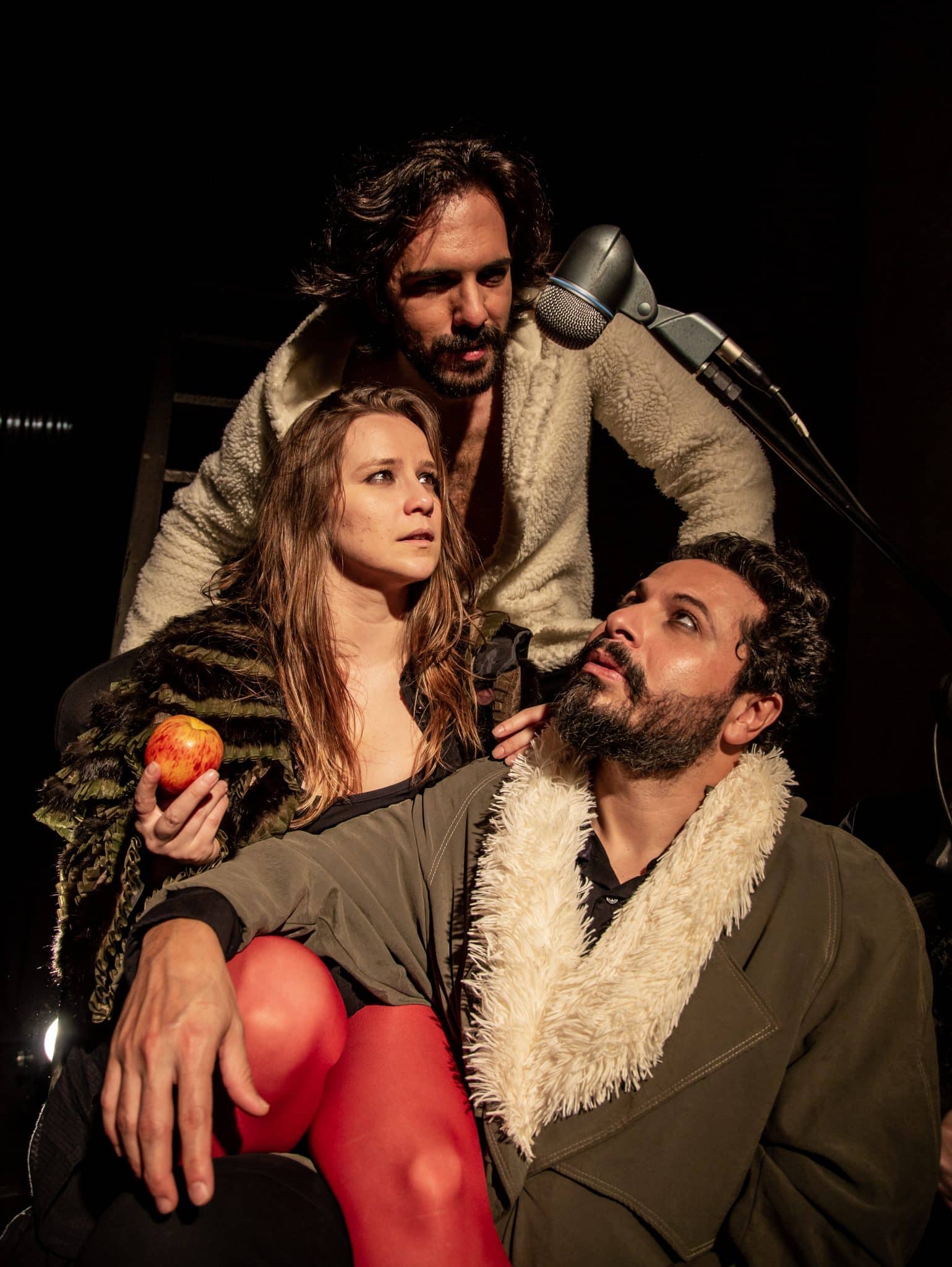 revistaprosaversoearte.com - Espet&aacute;culo 'Auto do Fim do Tempo' estreia temporada no Teatro Man&aacute;s Laborat&oacute;rio