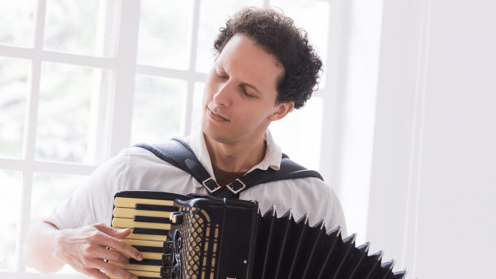 Pablo Moura lança o álbum ‘De Pernambuco para o Mundo’