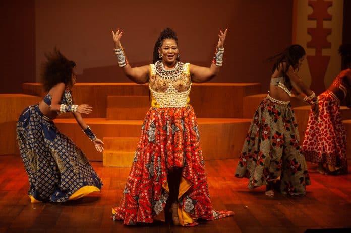 Teatro Adolpho Bloch | Musical ‘Vozes Negras’ celebra cantoras e compositoras negras
