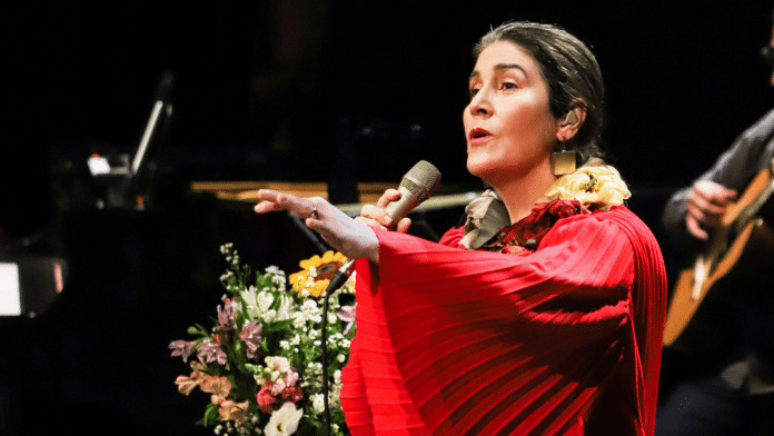 Mônica Salmaso volta ao Rio de Janeiro com “Minha Casa”, na série Brasileirando, no Teatro Riachuelo Rio