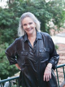 Angela Ro Ro, voz que nunca silencia, por Paulo Baía revistaprosaversoearte.com - Angela Ro Ro, voz que nunca silencia, por Paulo Baía