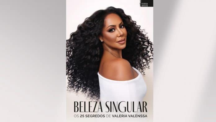 Valéria Valenssa lança livro ‘Beleza singular: Os 25 Segredos’