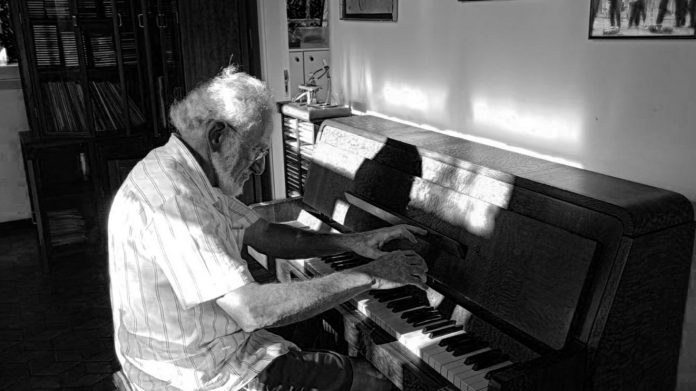 Carlos Watkins lança álbum ‘Chorinho no Piano’