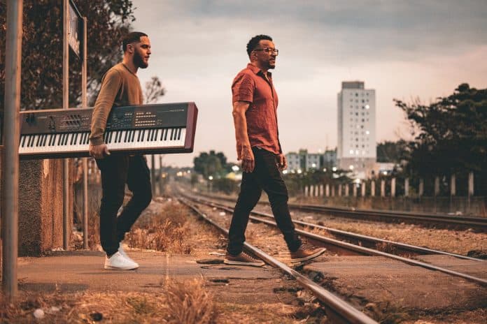 Duo Florences lança single e videoclipe ‘Epitáfio’