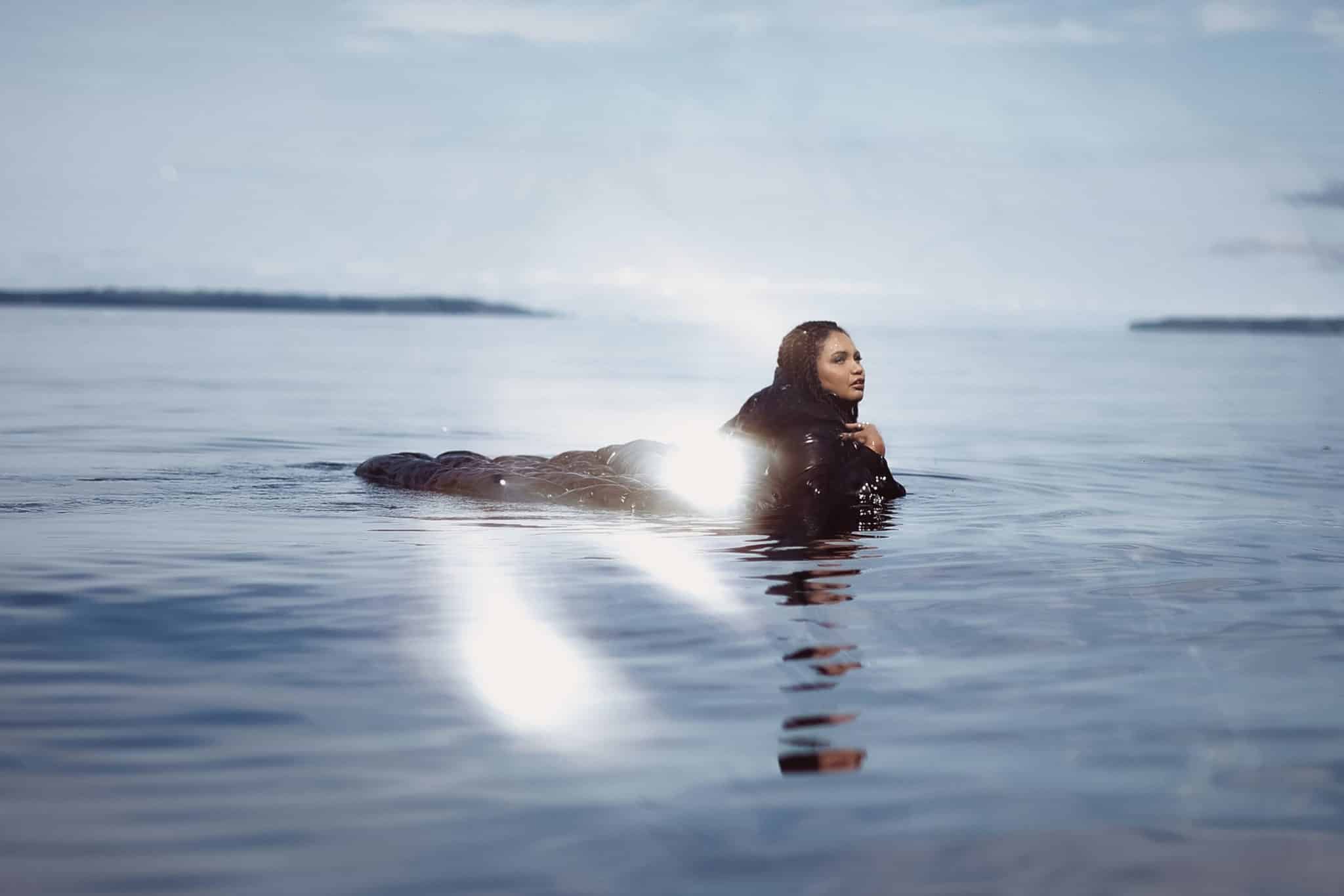 revistaprosaversoearte.com - Elisa Maia lan&ccedil;a single 'Quando Sai'