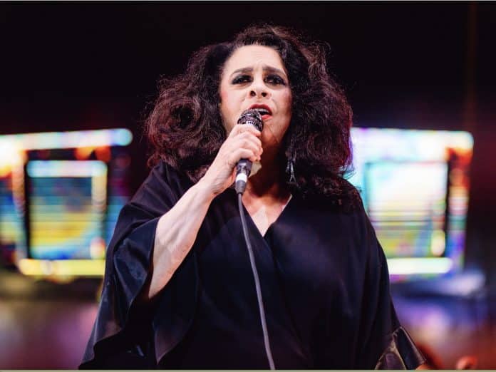 ‘A História de Lilly Braun’ | Single ao vivo de Gal Costa chega às plataformas