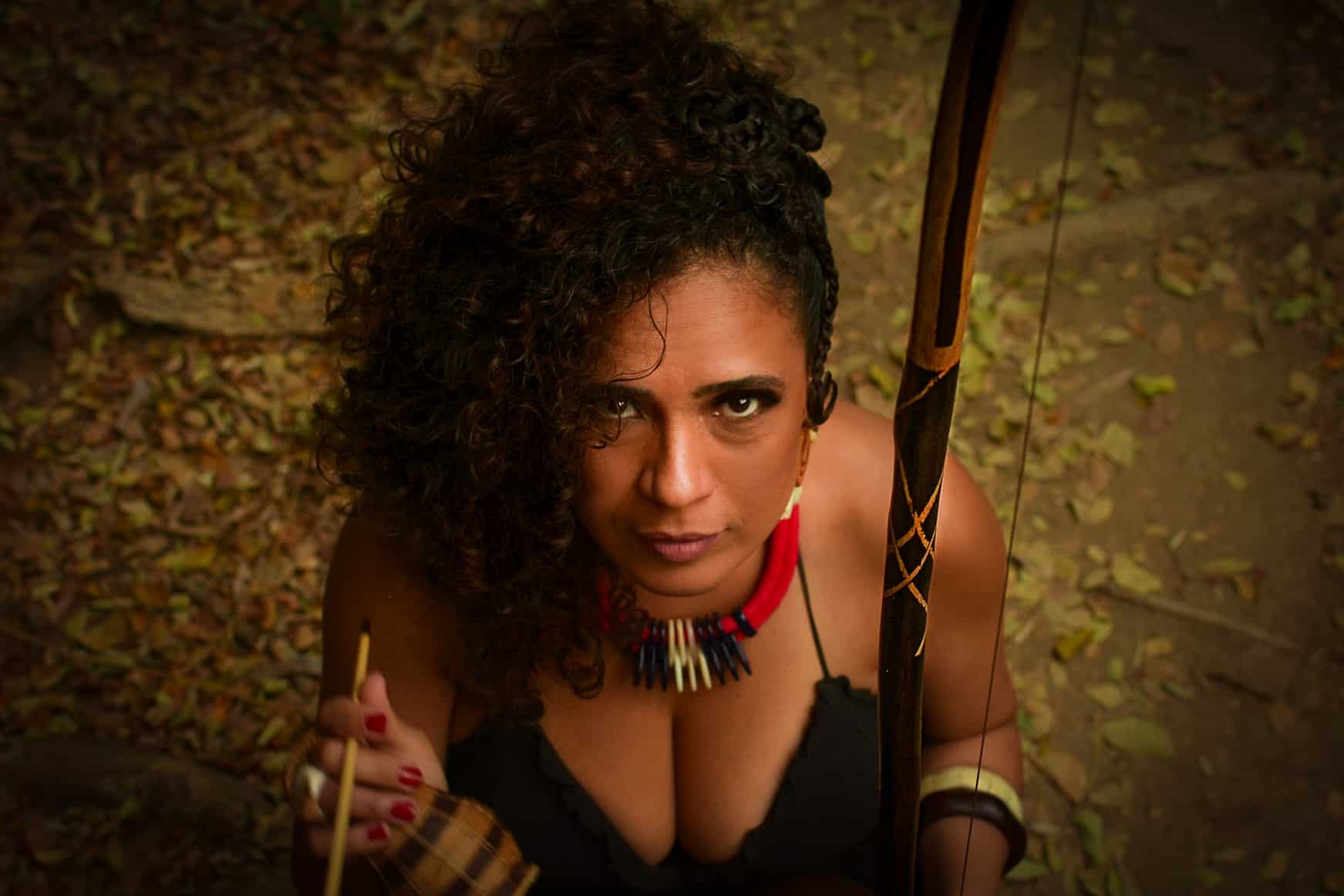 Iaiá Drumond lança álbum 'Acende o candeeiro' revistaprosaversoearte.com - Iaiá Drumond lança álbum 'Acende o candeeiro'