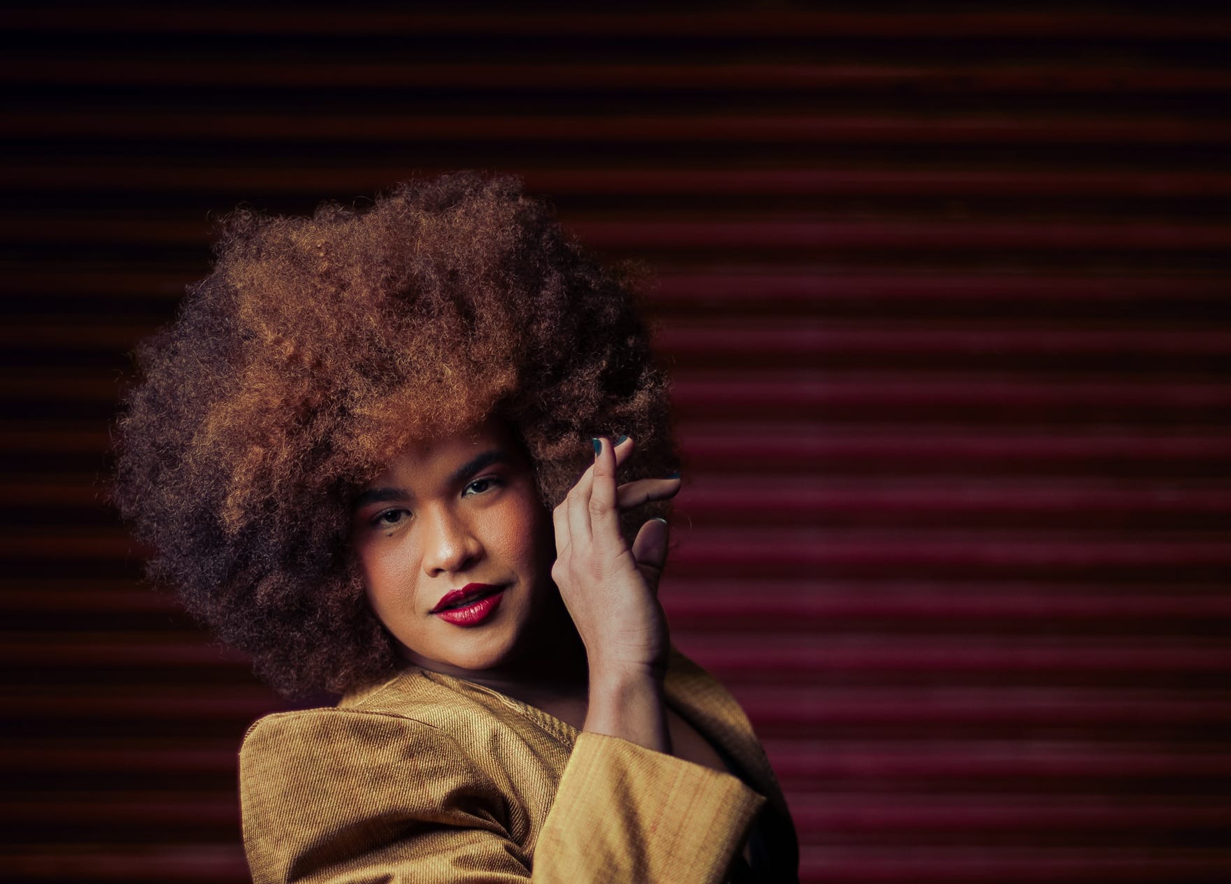 revistaprosaversoearte.com - Ju Santtos lan&ccedil;a seu primeiro EP 'Sobre o Amor'