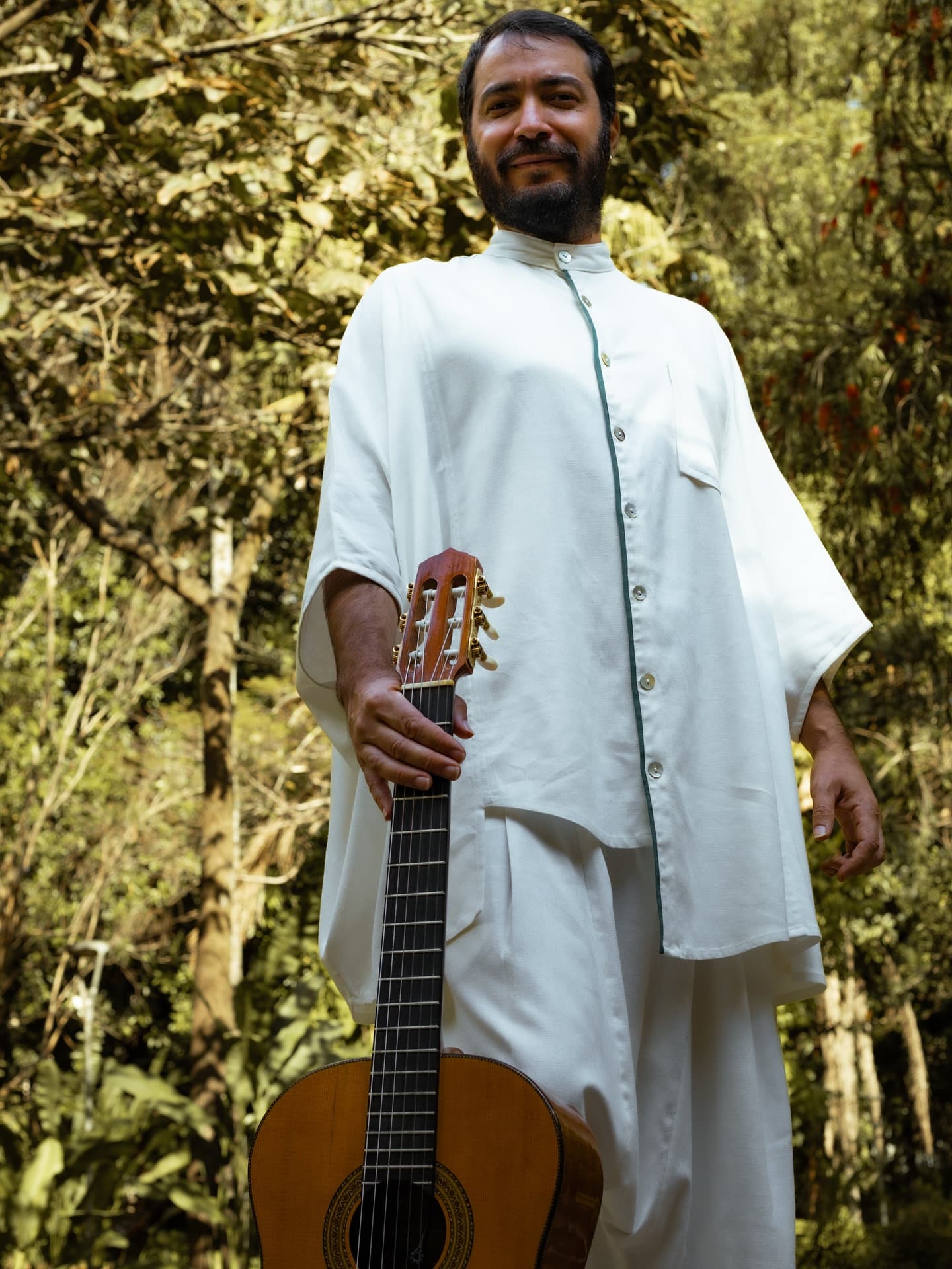 revistaprosaversoearte.com - Leandro C&eacute;sar lan&ccedil;a &aacute;lbum 'Sentido'