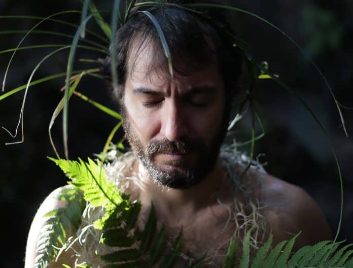 Leandro César lança álbum ‘Sentido’