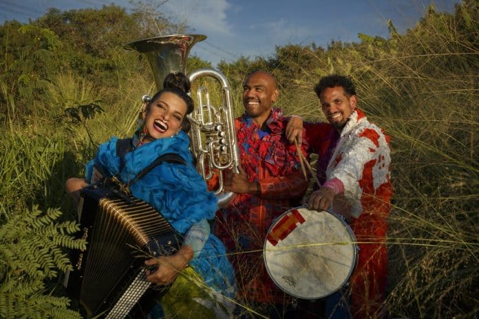 Lívia Mattos lança álbum ‘Verve’, pelo selo YB Music
