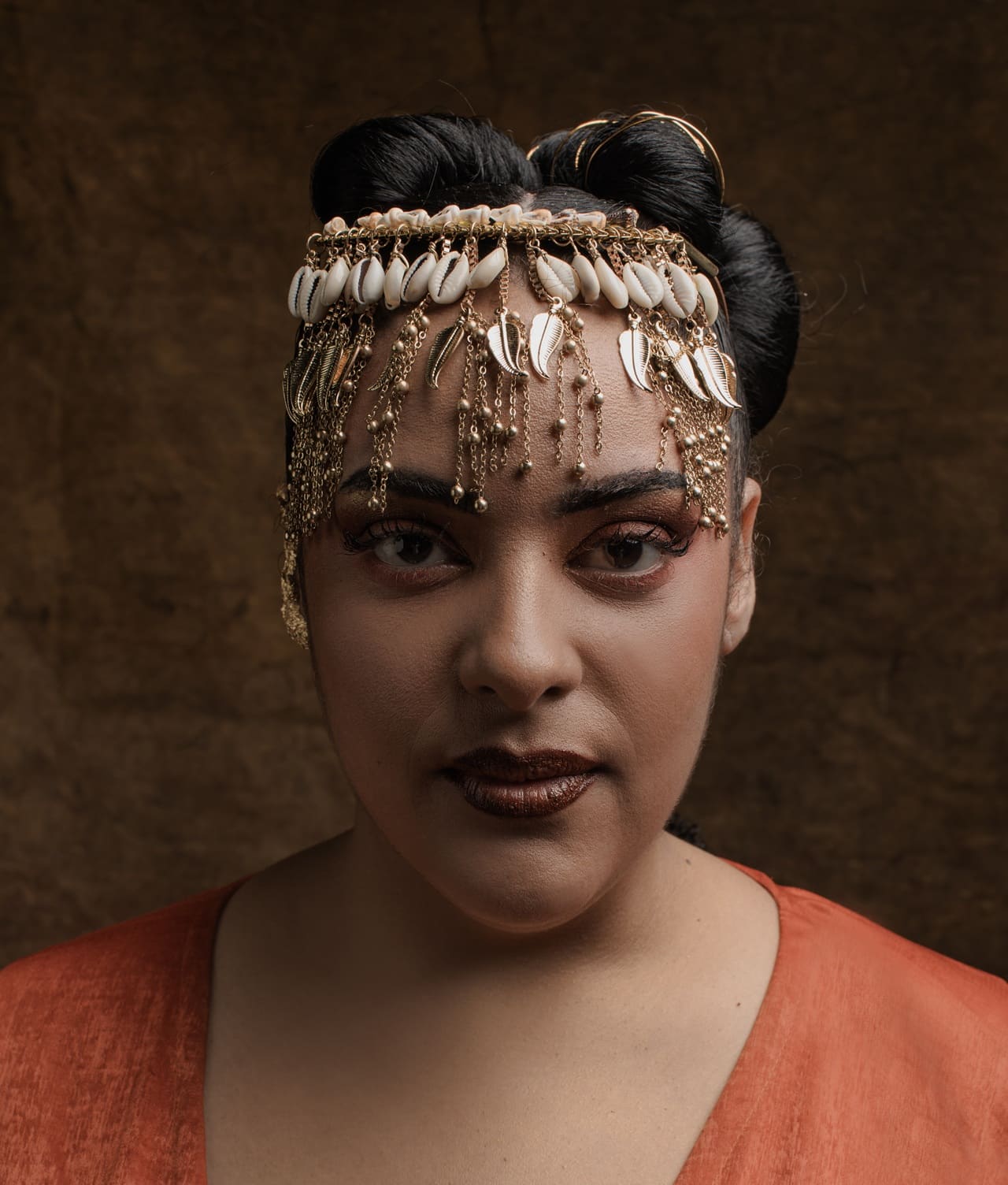 revistaprosaversoearte.com - Luna Vitrolira, artista pernambucana, se apresenta em S&atilde;o Paulo