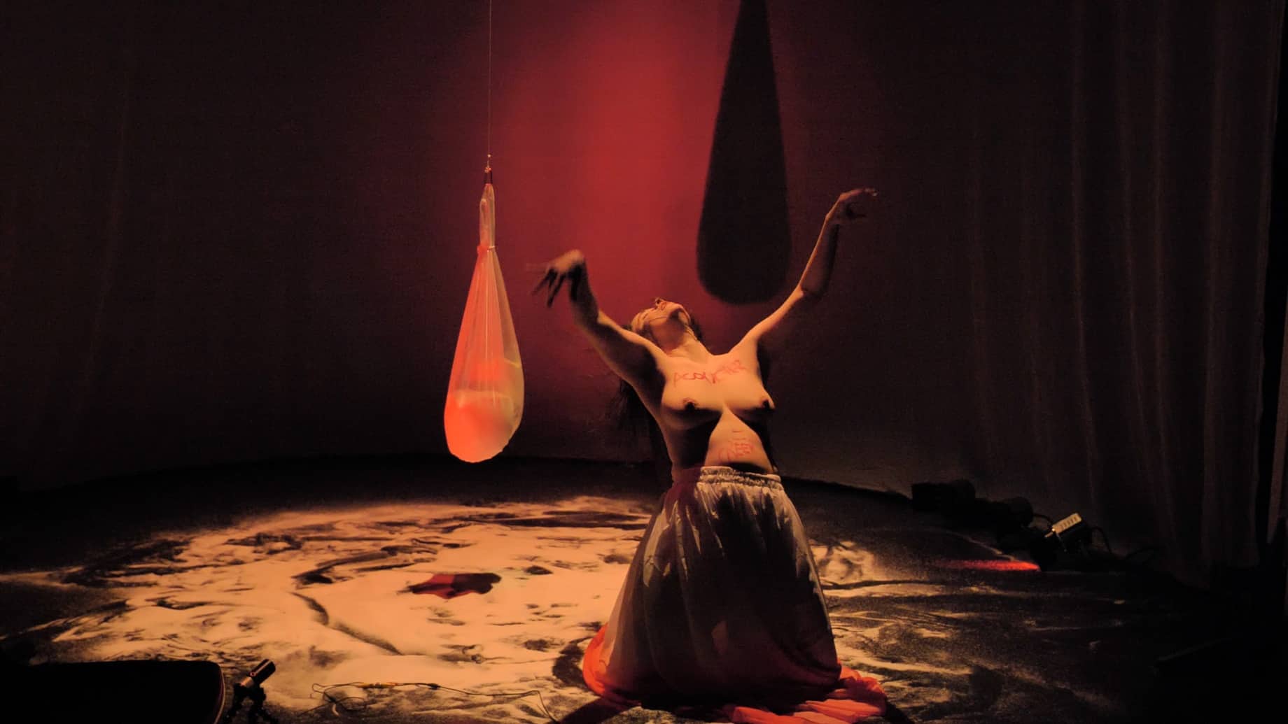revistaprosaversoearte.com - Espet&aacute;culo 'Uterina' estreia no&nbsp;Teatro Arthur Azevedo