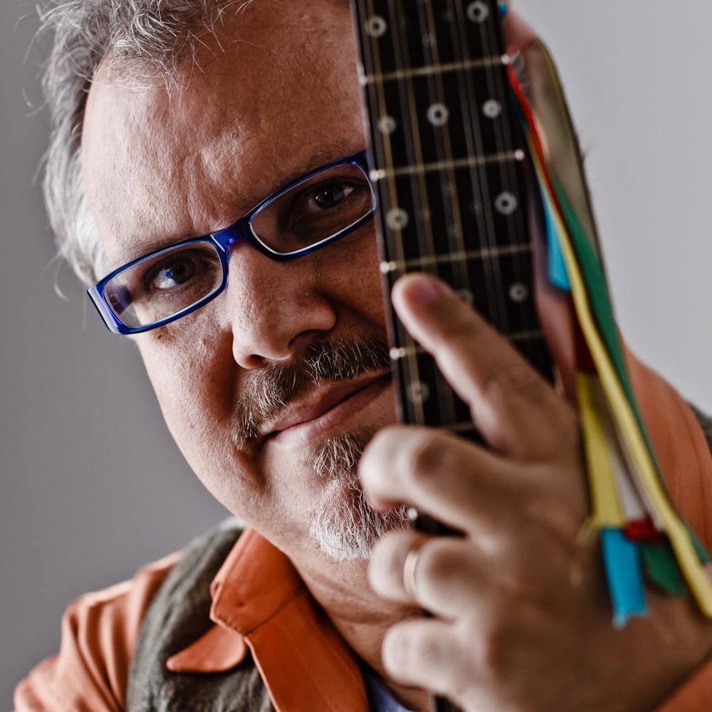 Chico Lobo lança álbum 'Sertão', pelo selo Kuarup revistaprosaversoearte.com - Chico Lobo lança álbum 'Sertão', pelo selo Kuarup