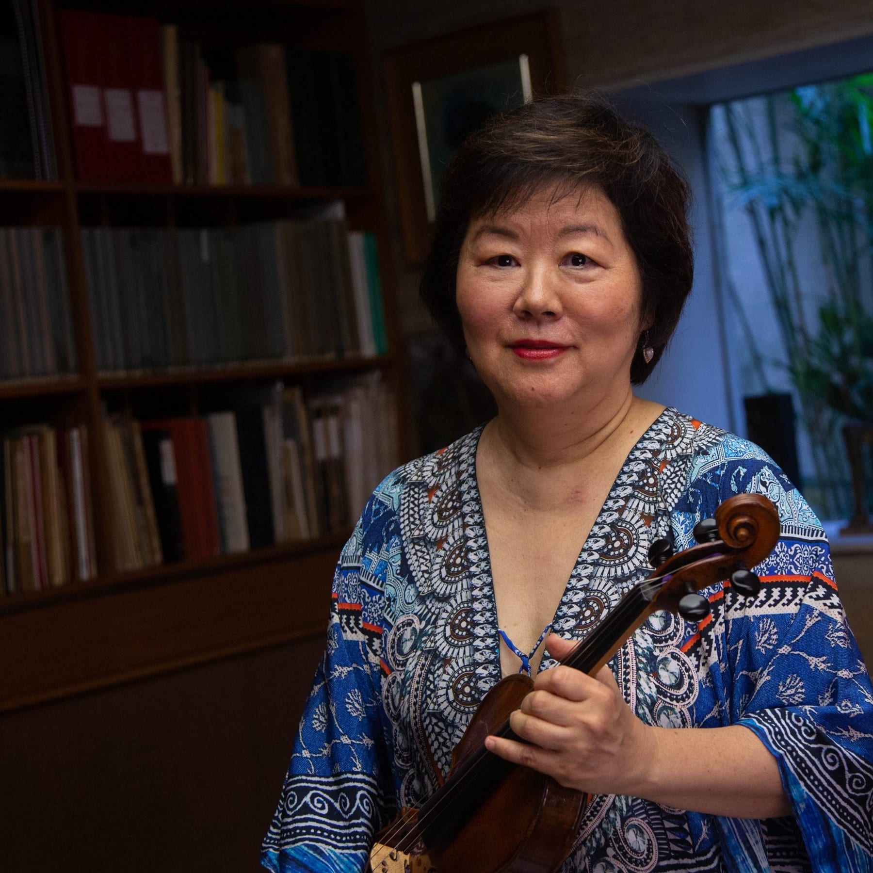 revistaprosaversoearte.com - Osesp recebe violinista Elisa Fukuda, que celebra 50 anos de carreira, na Sala S&atilde;o Paulo
