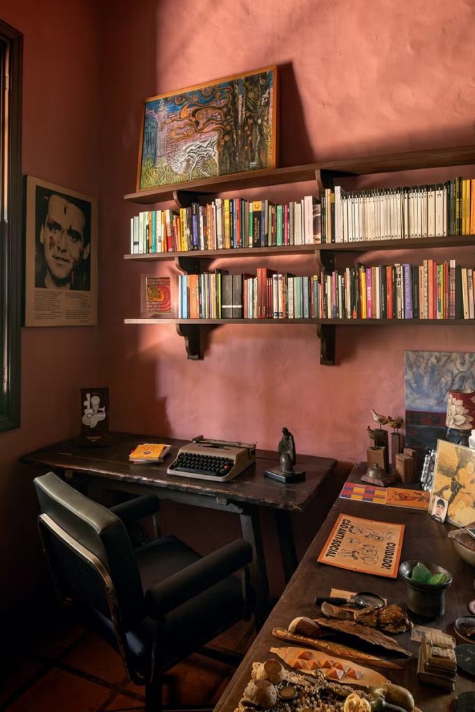 revistaprosaversoearte.com - Casa do Sol, a antiga casa da escritora Hilda Hilst reabre ao p&uacute;blico