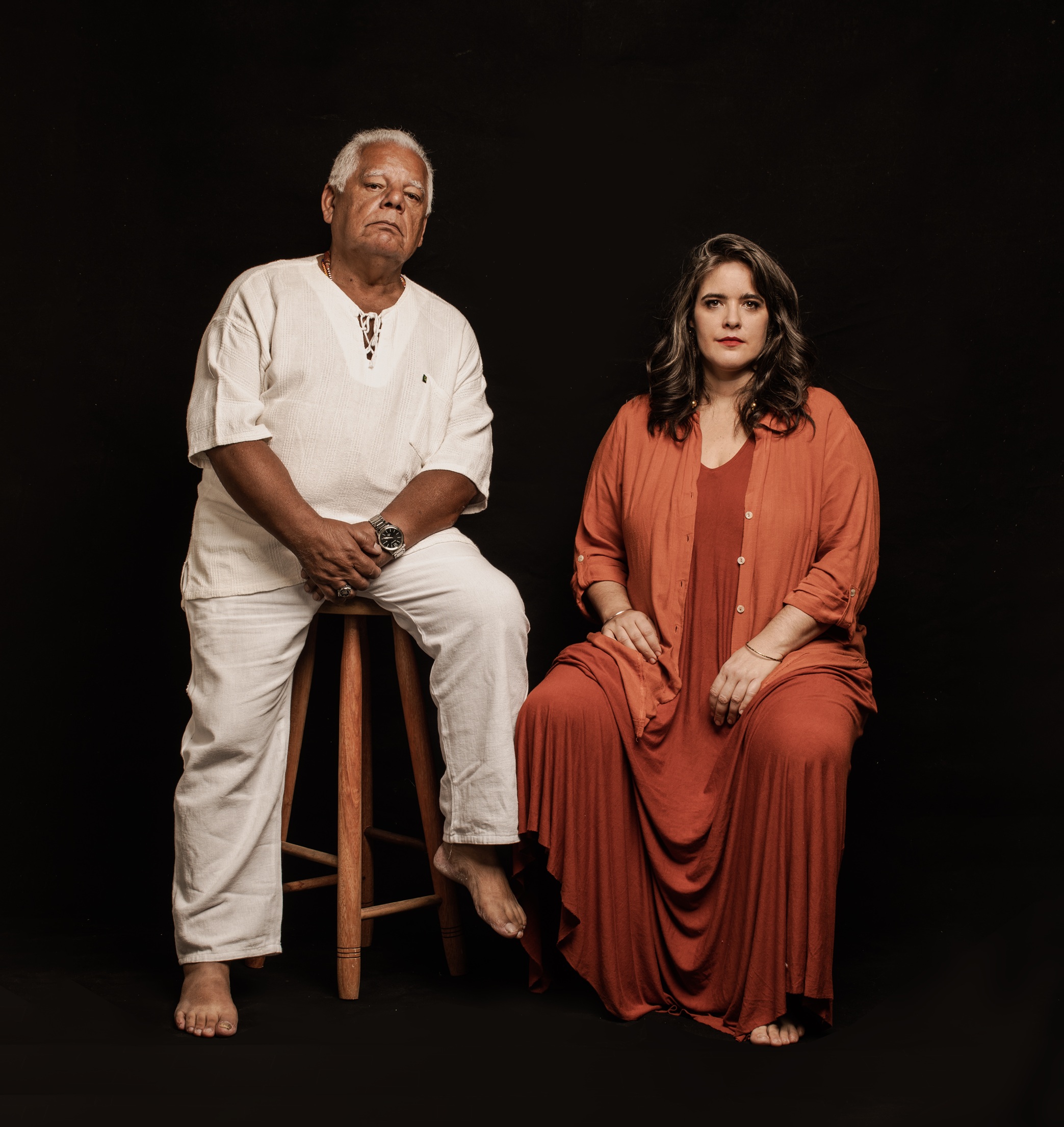 revistaprosaversoearte.com - Alessandra Le&atilde;o e Mestre Sapopemba lan&ccedil;am &aacute;lbum 'Exu Aju&ocirc;', celebrando caminhos, in&iacute;cios e encruzilhadas