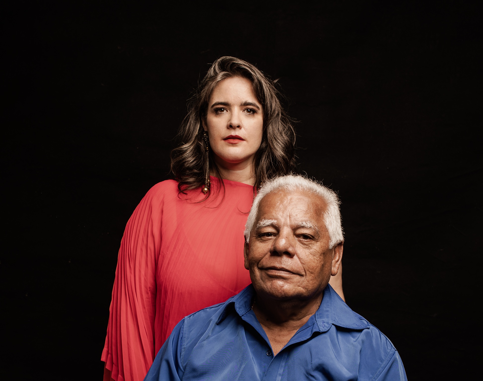 revistaprosaversoearte.com - Alessandra Le&atilde;o e Mestre Sapopemba lan&ccedil;am &aacute;lbum 'Exu Aju&ocirc;', celebrando caminhos, in&iacute;cios e encruzilhadas