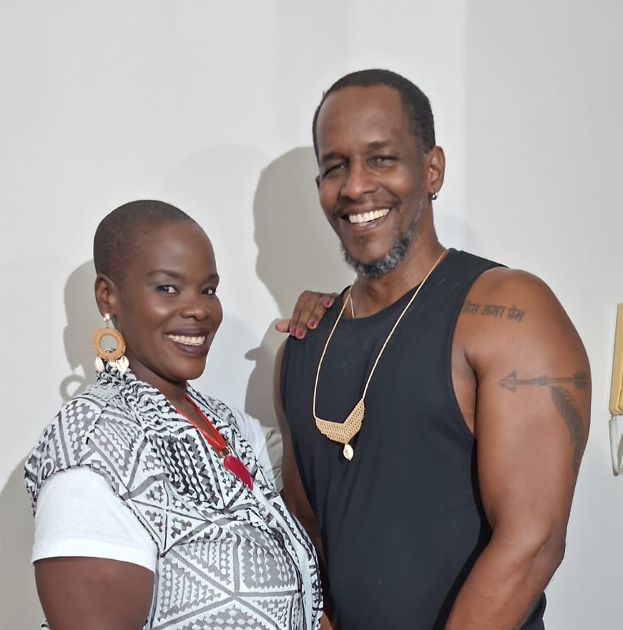 revistaprosaversoearte.com - Ana Paula Cruz e Alcides Sodr&eacute; apresentam espet&aacute;culo 'Sol Negro' no Centro da M&uacute;sica Carioca Artur da T&aacute;vola