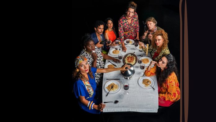 Companhia Troupp Pas D’argent estreia tragicomédia ‘Traças’, no Sesc Copacabana