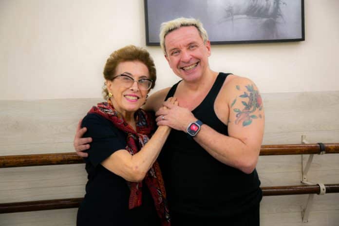 Trilha de Tom Jobim, será apresentada pela primeira vez com coreografia da Cia de Ballet Dalal Achcar