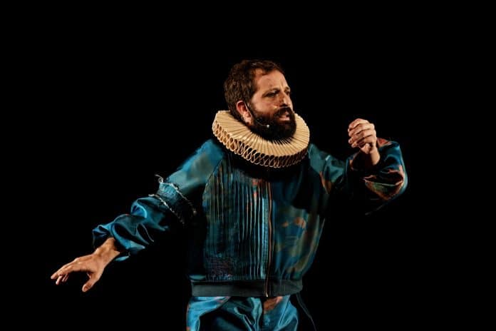Gregorio Duvivier faz duas apresentações de ‘O Céu da Língua’ em São Paulo, no Teatro Unimed