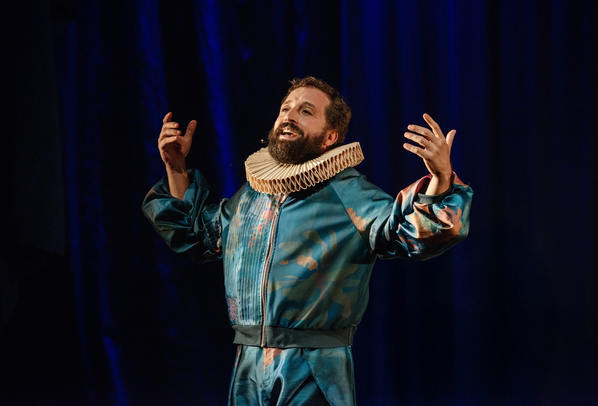 revistaprosaversoearte.com - Gregorio Duvivier faz duas apresenta&ccedil;&otilde;es de 'O C&eacute;u da L&iacute;ngua' em S&atilde;o Paulo, no Teatro Unimed