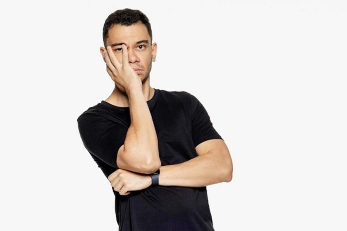 Igor Guimarães em Stand Up de Humor no Teatro J. Safra