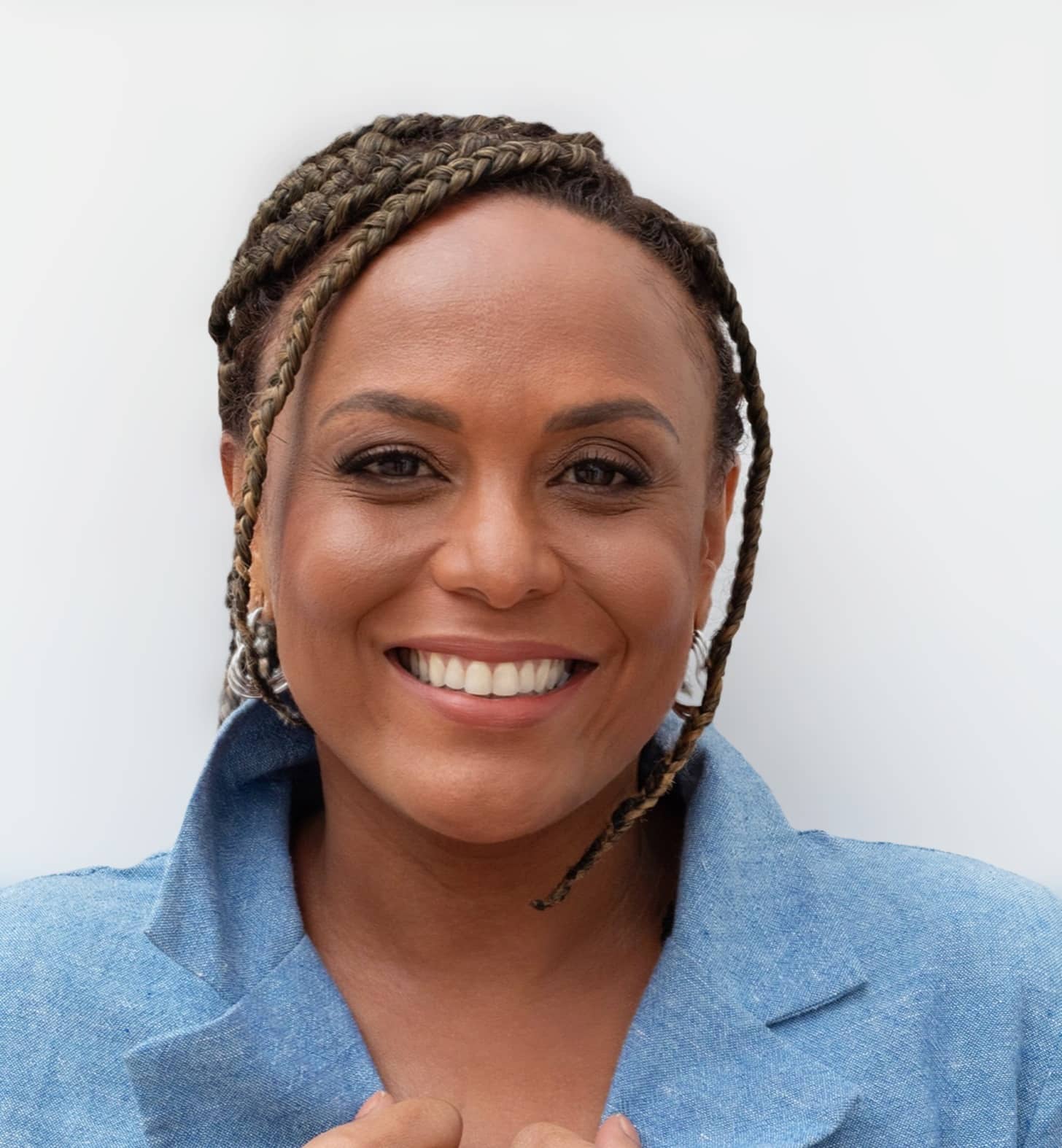 revistaprosaversoearte.com - No &ldquo;M&ecirc;s da Consci&ecirc;ncia Negra&rdquo; o filme &ldquo;Safari&rdquo; &eacute; uma das atra&ccedil;&otilde;es do Cine Marcos Rom&atilde;o, com a presen&ccedil;a da diretora Renata Di Carmo