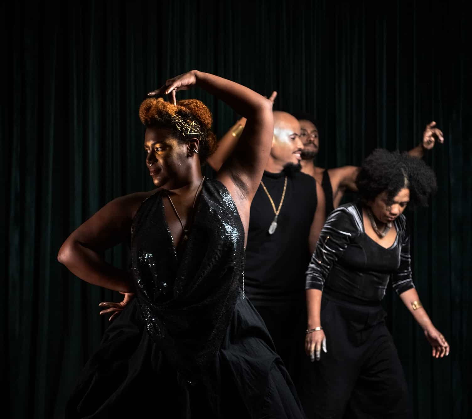 revistaprosaversoearte.com - Espet&aacute;culo 'Vinte!' estreia curta temporada no Sesc Santana