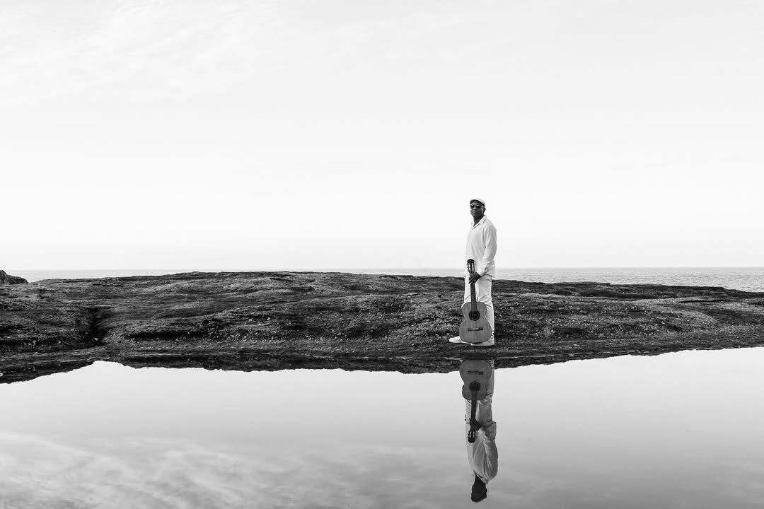 revistaprosaversoearte.com - Vidal Assis lan&ccedil;a &aacute;lbum 'Negro Samba L&iacute;rico Vidal Assis Canta Elton Medeiros'