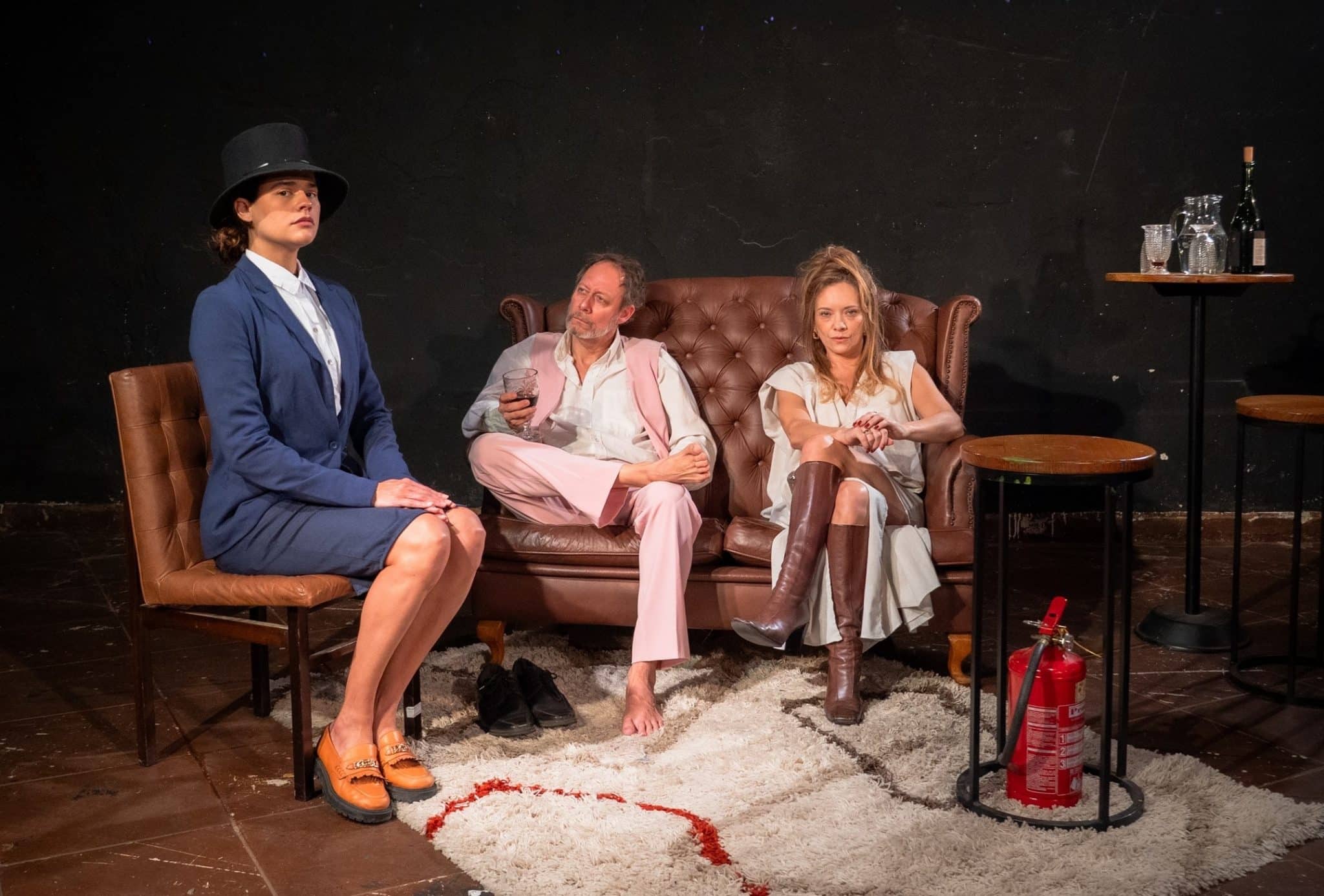 Espetáculo 'Vocês Não Entenderam Nada' estreia no Teatro do Incêndio revistaprosaversoearte.com - Espetáculo 'Vocês Não Entenderam Nada' estreia no Teatro do Incêndio