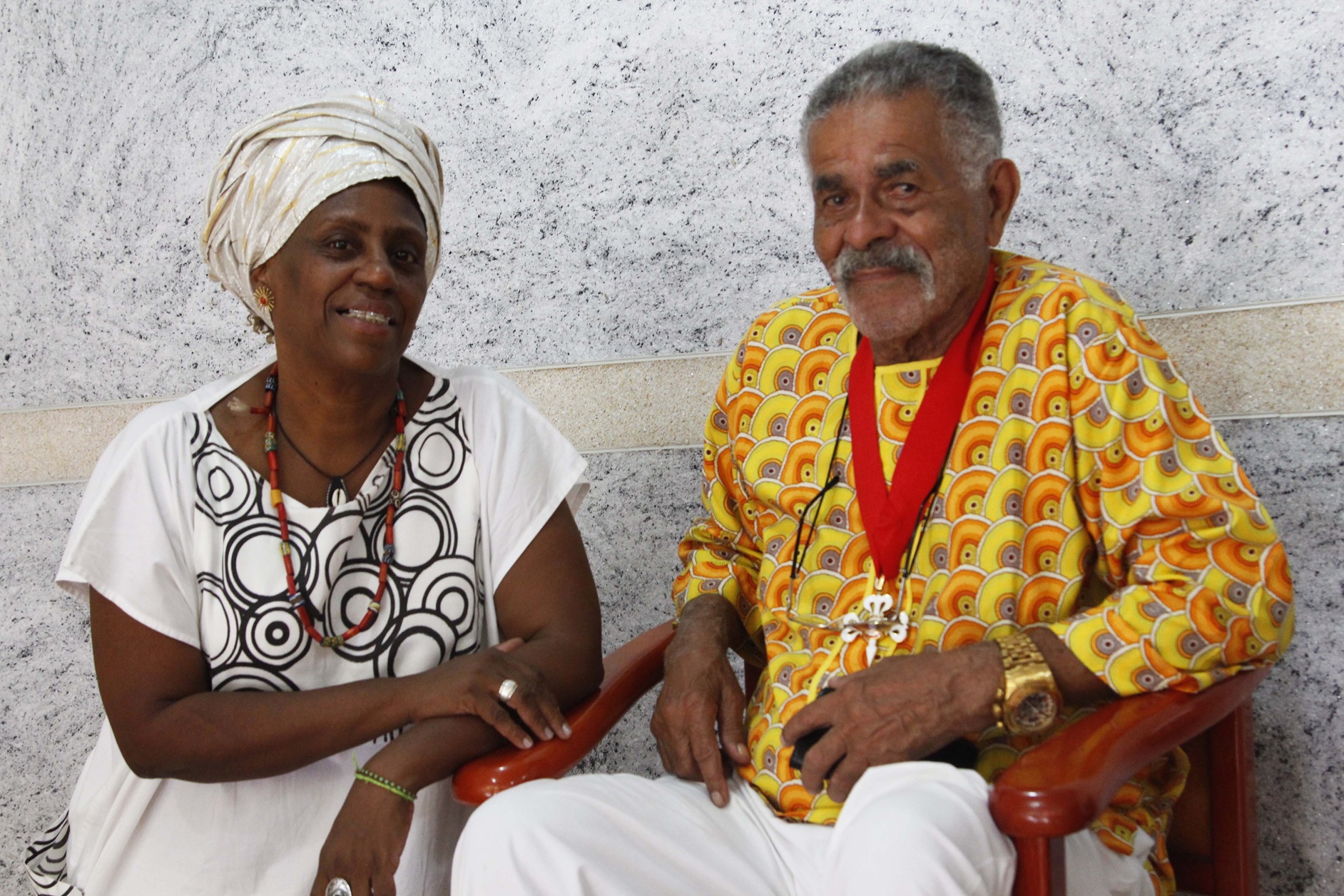 revistaprosaversoearte.com - &Aacute;lbum 'Orin Dudu - C&acirc;nticos Negros' - re&uacute;ne cantigas do Candombl&eacute;, com arranjos de Kiko Horta e Lu&iacute;s Filipe de Lima