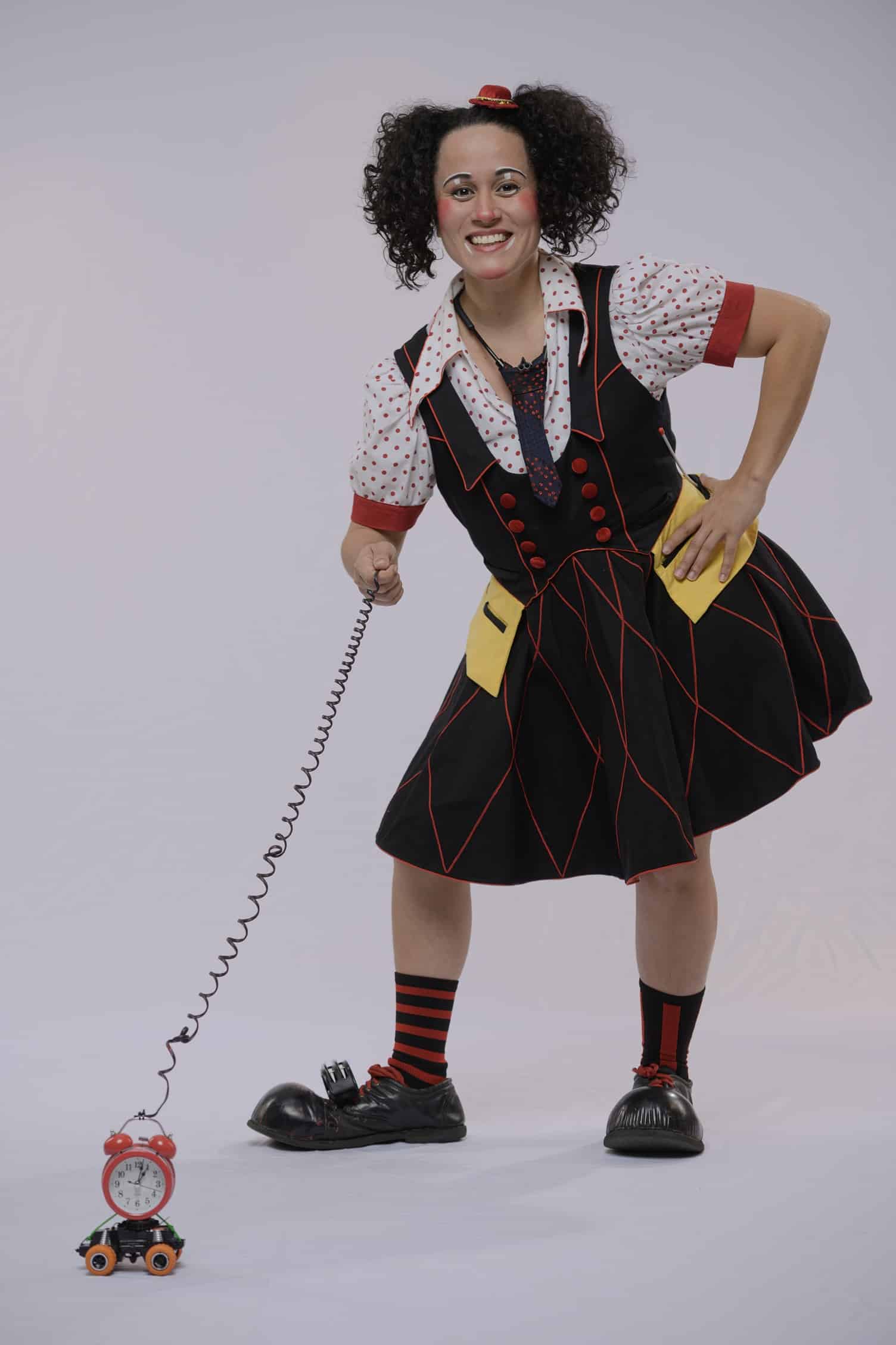 revistaprosaversoearte.com - Teatro Oficina Uzyna Uzona | Cristiane Paoli Quito dirige espet&aacute;culo circense com Tet&ecirc; Purezempla