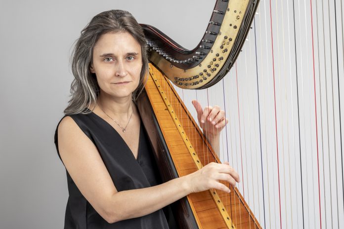 Paola Baron lança álbum ‘Thomas: 12 Studies for Harp’
