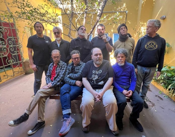 Karnak faz comemoração tripla em show no Bona Casa de Música