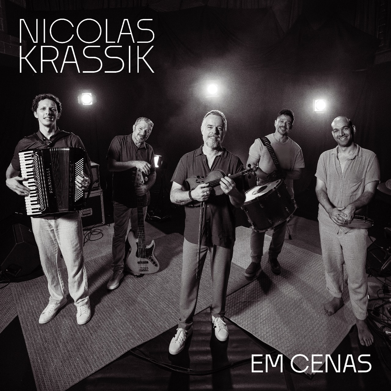 revistaprosaversoearte.com - Nicolas Krassik lan&ccedil;a &aacute;lbum 'Em Cenas'