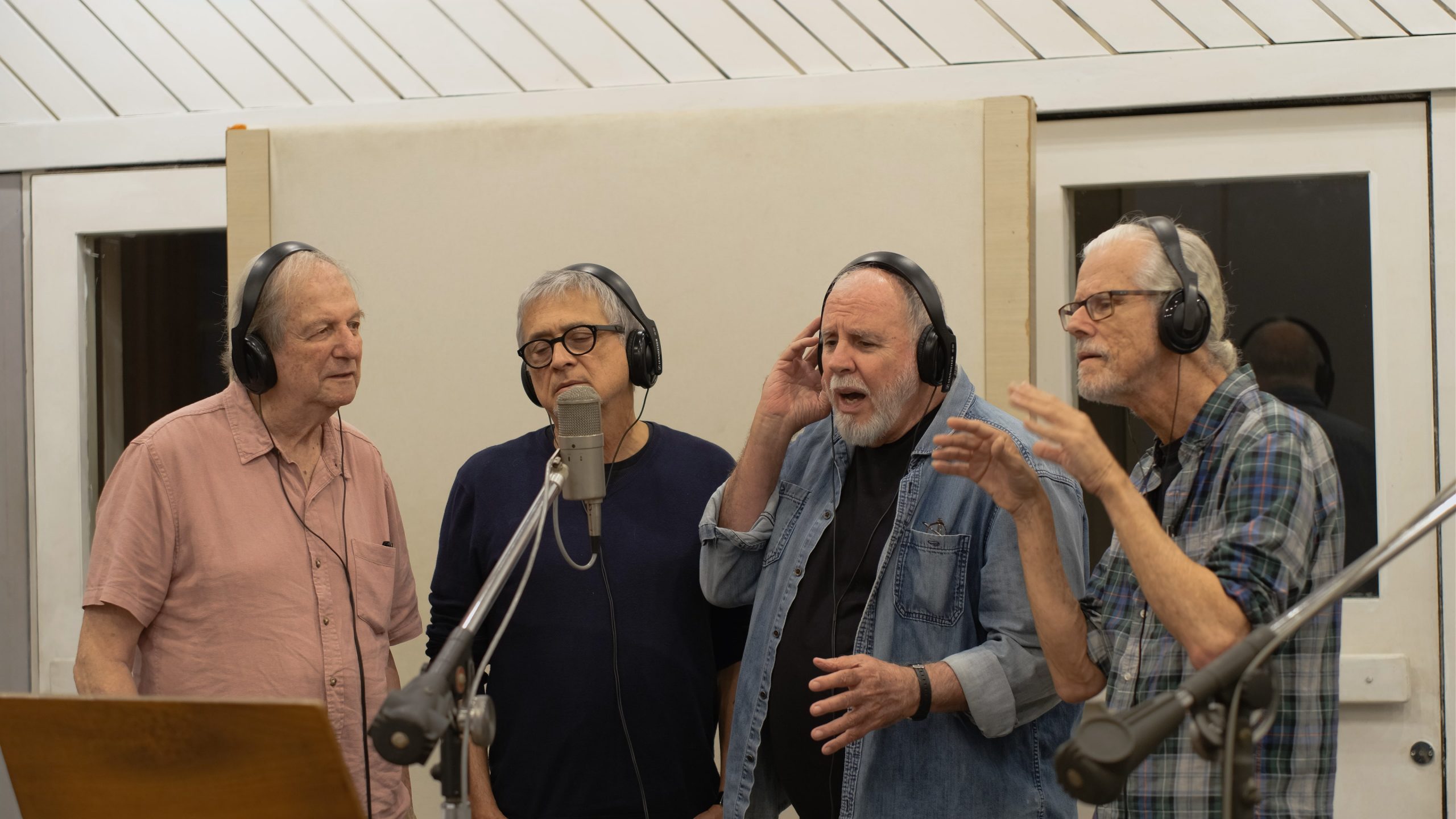 revistaprosaversoearte.com - Helder Viana lan&ccedil;a single 'Meu Amor, Minha Flor', com participa&ccedil;&atilde;o do grupo Boca Livre