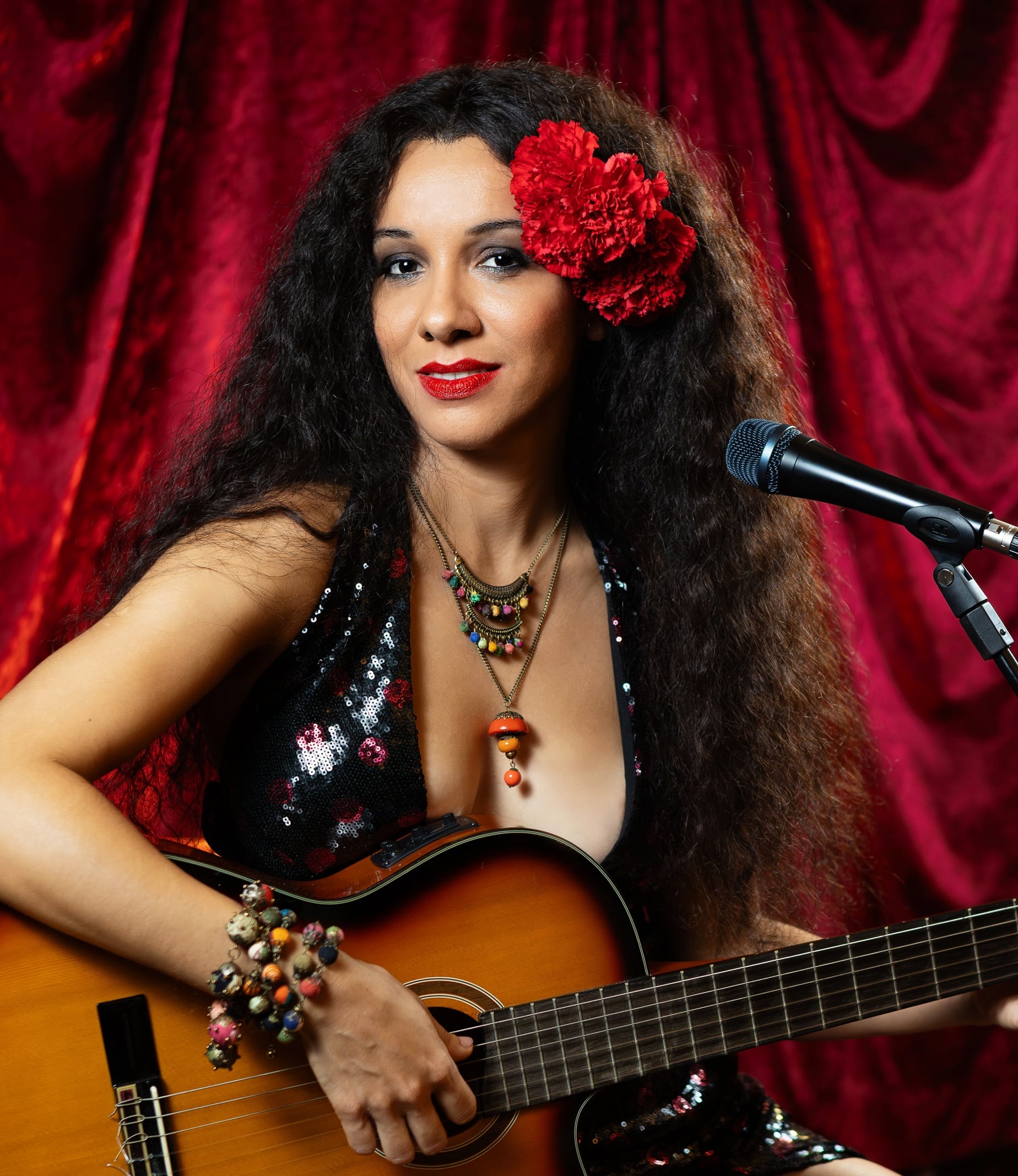 revistaprosaversoearte.com - Walerie Gondim ser&aacute; Gal Costa em musical sobre a cantora