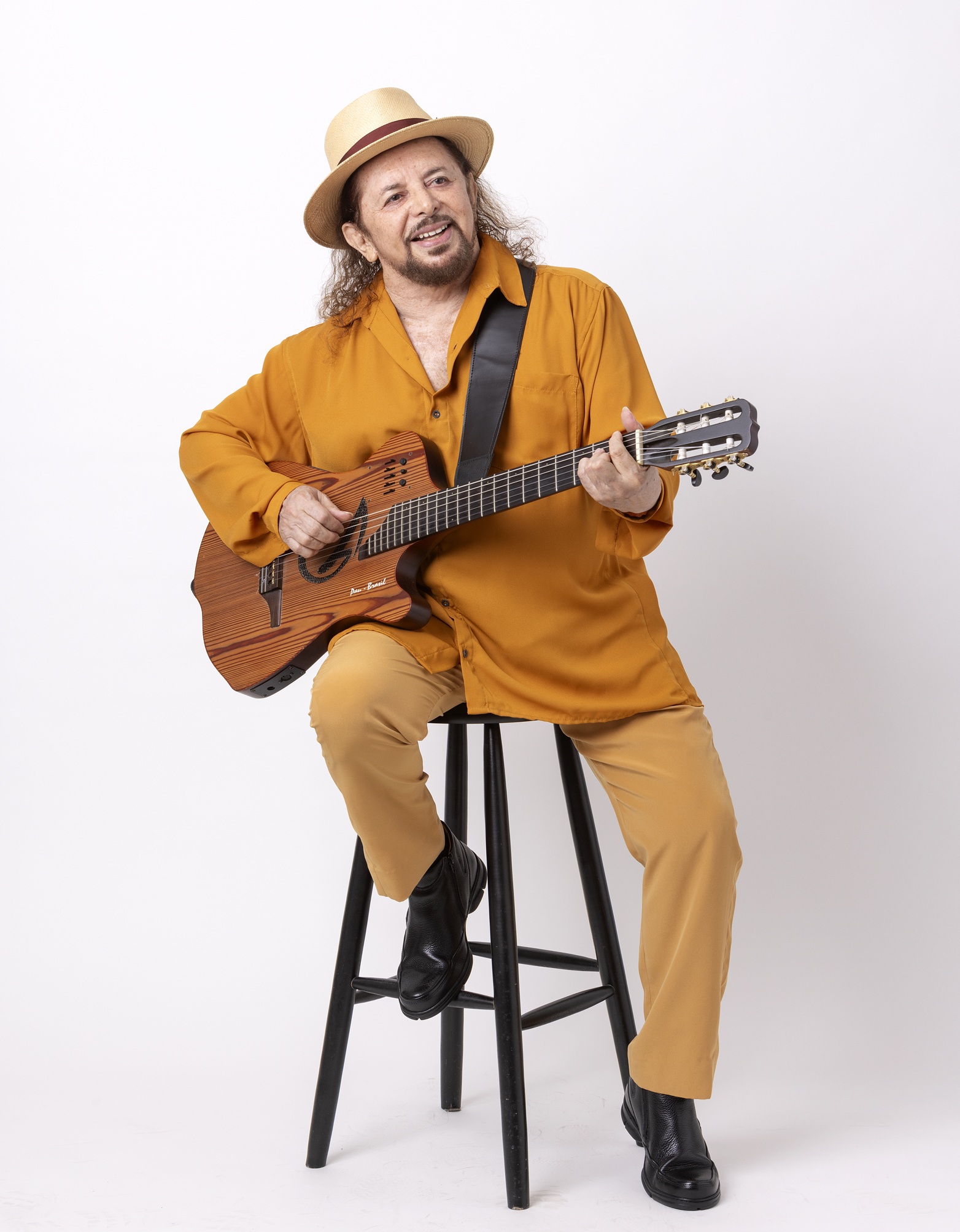 revistaprosaversoearte.com - Geraldo Azevedo abre 2026 com o single 'S&oacute; Porque (Ao Vivo)'