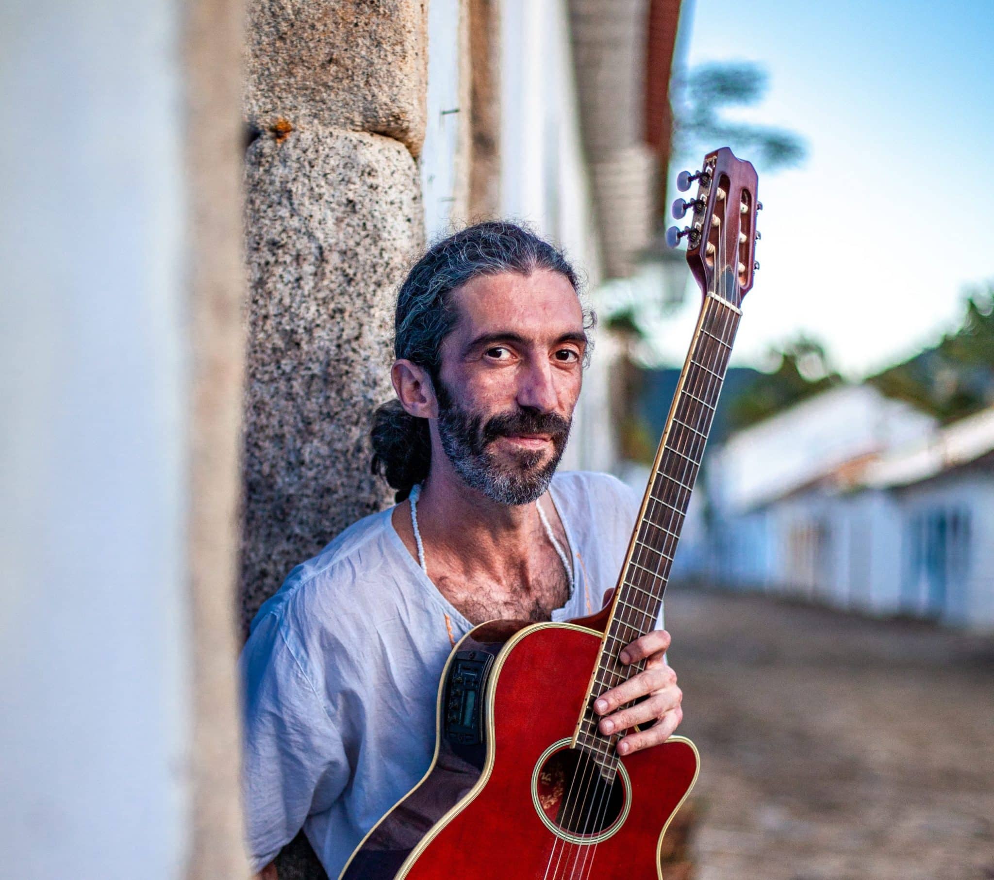 revistaprosaversoearte.com - Roberto Menescal e Marcello Ribeiro lan&ccedil;am single 'Um Brinde &agrave; Vida'