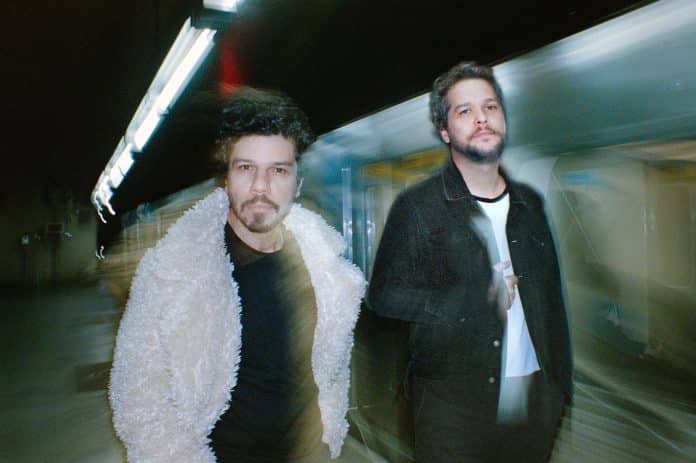 Vanguart faz show no Teatro Liberdade