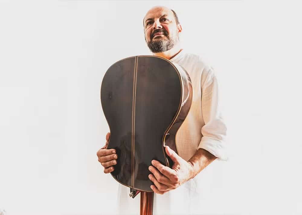 revistaprosaversoearte.com - &Aacute;lbum 'Branco' | Douglas Germano