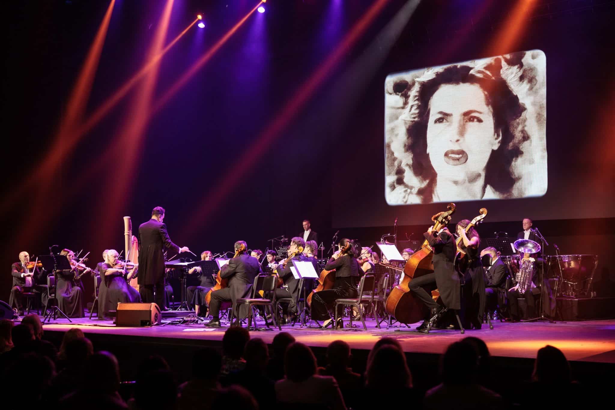 revistaprosaversoearte.com - Am&aacute;lia Rodrigues sinf&ocirc;nico chega ao Brasil e celebra a Voz que Eternizou o Fado